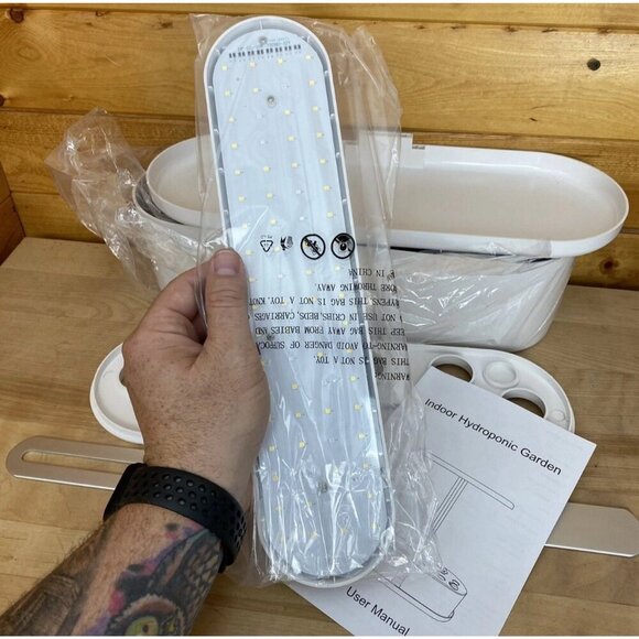 Indoor Hydroponics Garden TJFEC Growing System 10watt LED 2.5L 10 Pod System - Picture 4 of 7